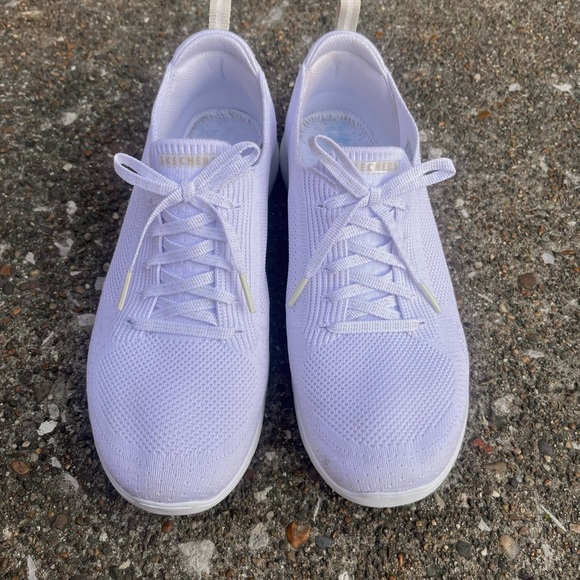 Skechers Women's Classic White Sneakers - Picture 1 of 7
